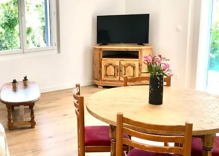 Lägenhet La Rocaille Du Chateau *