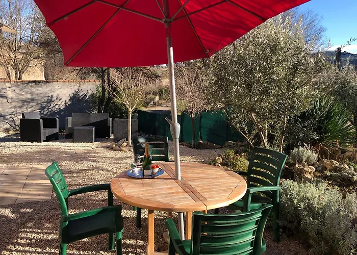 Lägenhet La Rocaille Du Chateau *