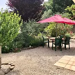 La Rocaille Du Chateau