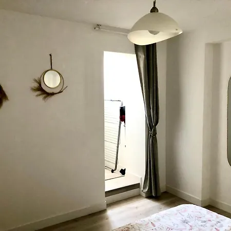 La Rocaille Du Chateau